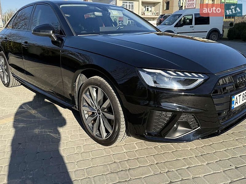 Audi A4 2021