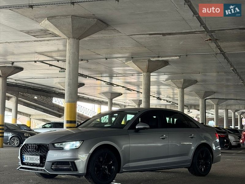 Седан Audi A4 2018 в Харькове