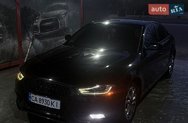 Седан Audi A4 2012 в Смілі