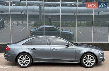 Седан Audi A4 2015 в Києві