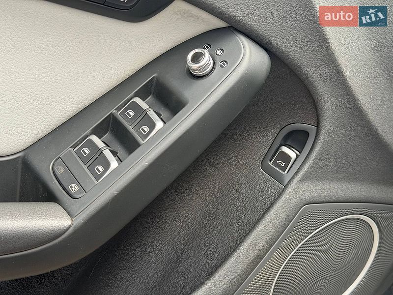 Седан Audi A4 2015 в Києві