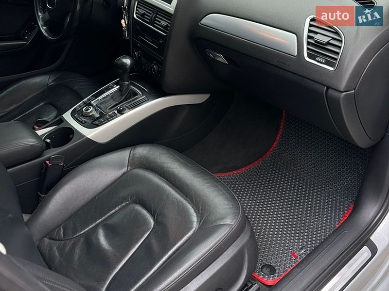 Седан Audi A4 2011 в Киеве