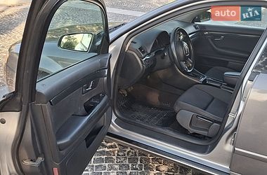 Седан Audi A4 2002 в Вишневому