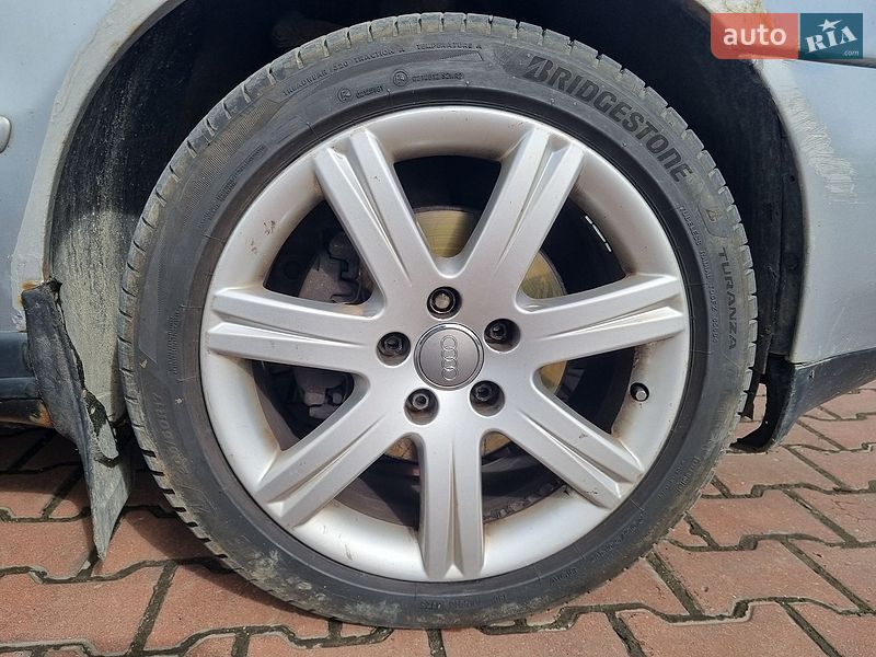 Седан Audi A4 1997 в Броварах