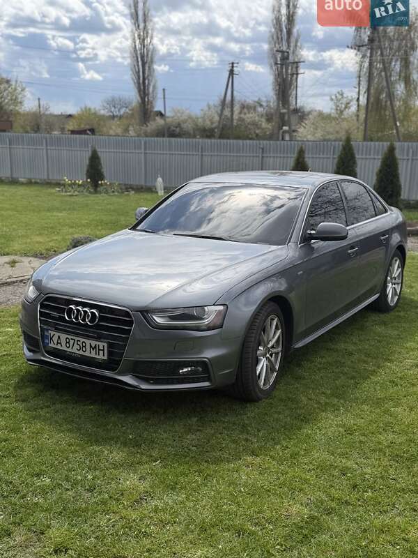 Седан Audi A4 2015 в Києві