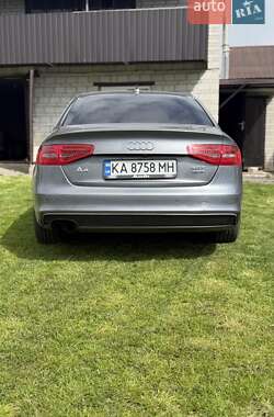 Седан Audi A4 2015 в Киеве