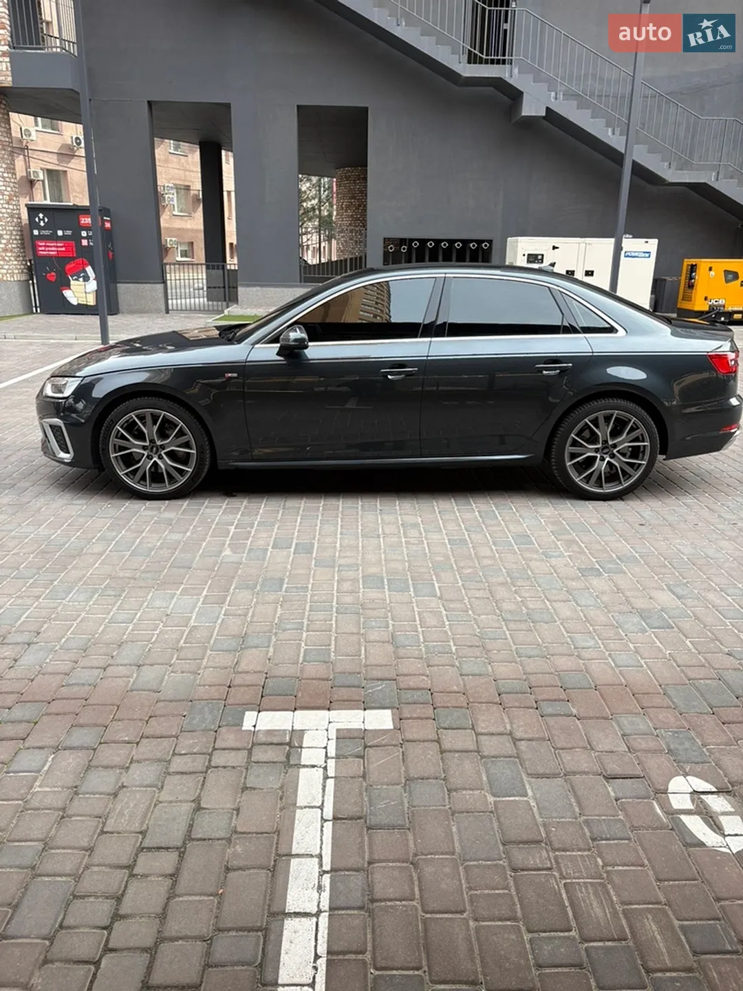 2019 Audi A4 - мініатюра 2