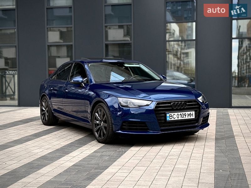 Седан Audi A4 2016 в Львове