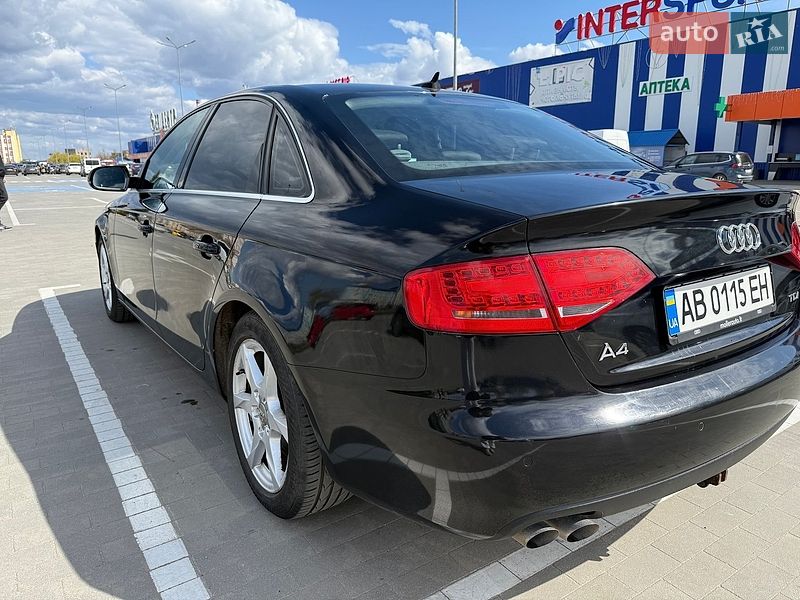 Седан Audi A4 2010 в Виннице