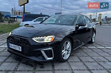Седан Audi A4 2022 в Києві