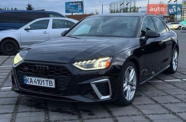 Седан Audi A4 2022 в Києві