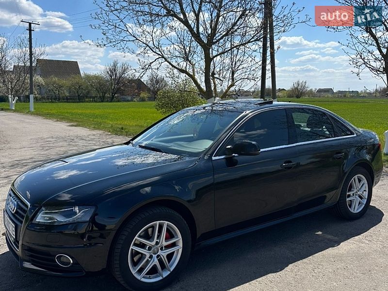 Седан Audi A4 2011 в Яготине