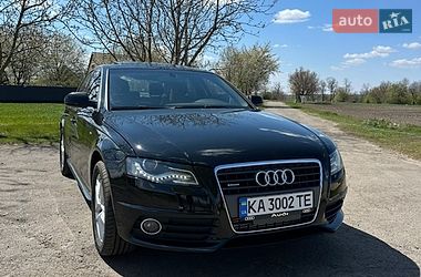 Седан Audi A4 2011 в Яготине