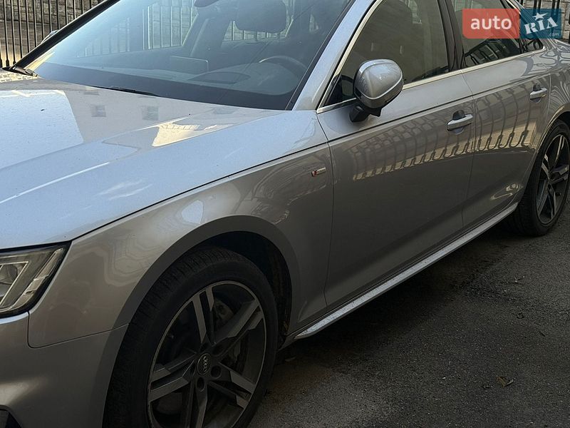 Седан Audi A4 2017 в Киеве
