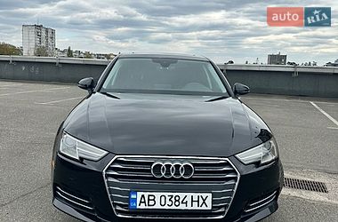 Седан Audi A4 2016 в Киеве
