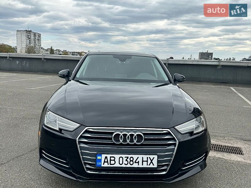 Седан Audi A4 2016 в Киеве