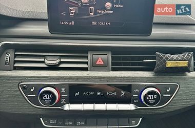 Седан Audi A4 2016 в Киеве
