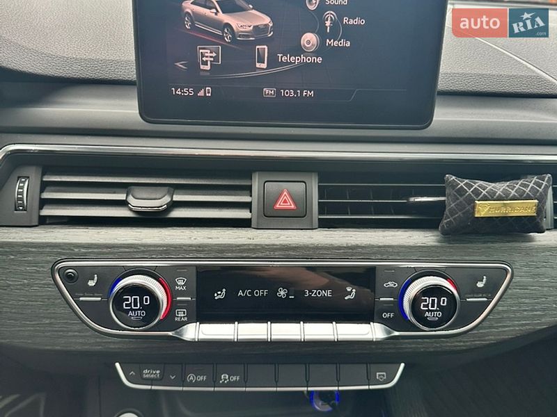 Седан Audi A4 2016 в Киеве
