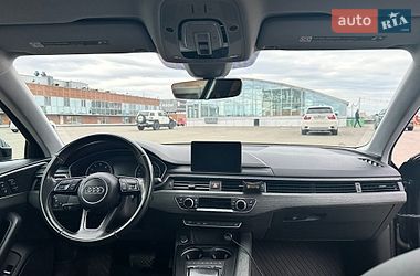 Седан Audi A4 2016 в Киеве