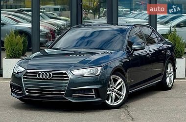 Седан Audi A4 2016 в Кременчуці