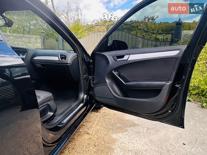Універсал Audi A4 2013 в Чернівцях