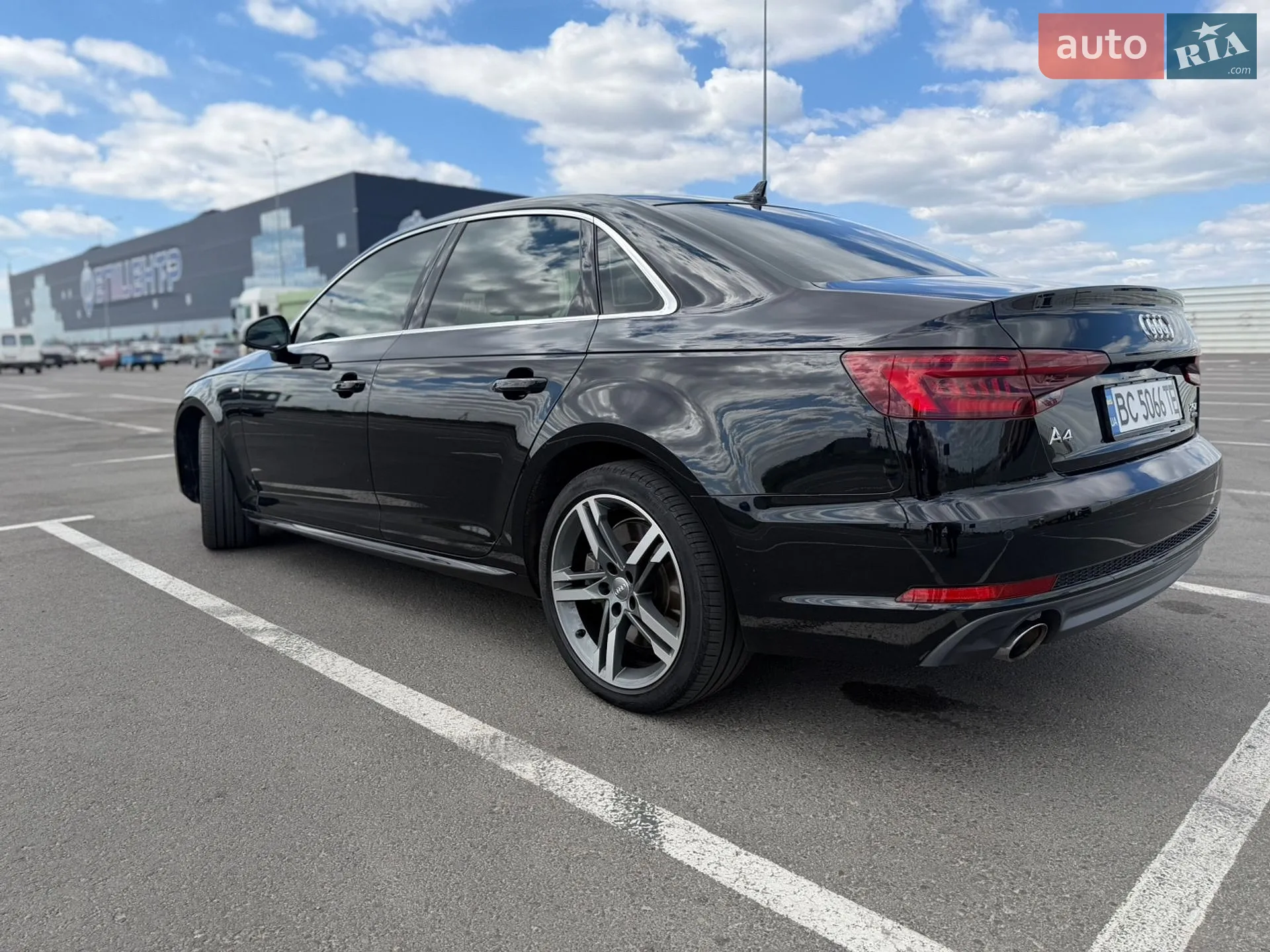 2018 Audi A4 - мініатюра 4