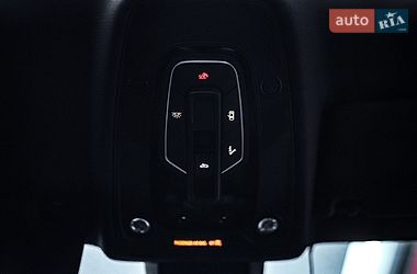Седан Audi A4 2020 в Львові