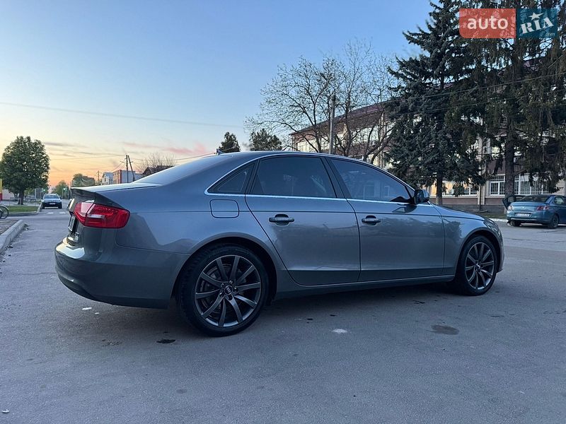 Седан Audi A4 2014 в Золотоноше