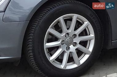 Седан Audi A4 2012 в Києві