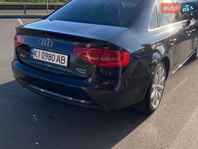 Седан Audi A4 2012 в Києві