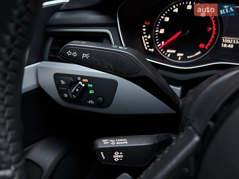 Седан Audi A4 2017 в Києві