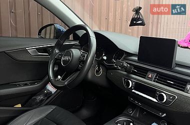 Седан Audi A4 2017 в Харкові