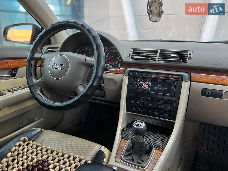 Седан Audi A4 2003 в Киеве