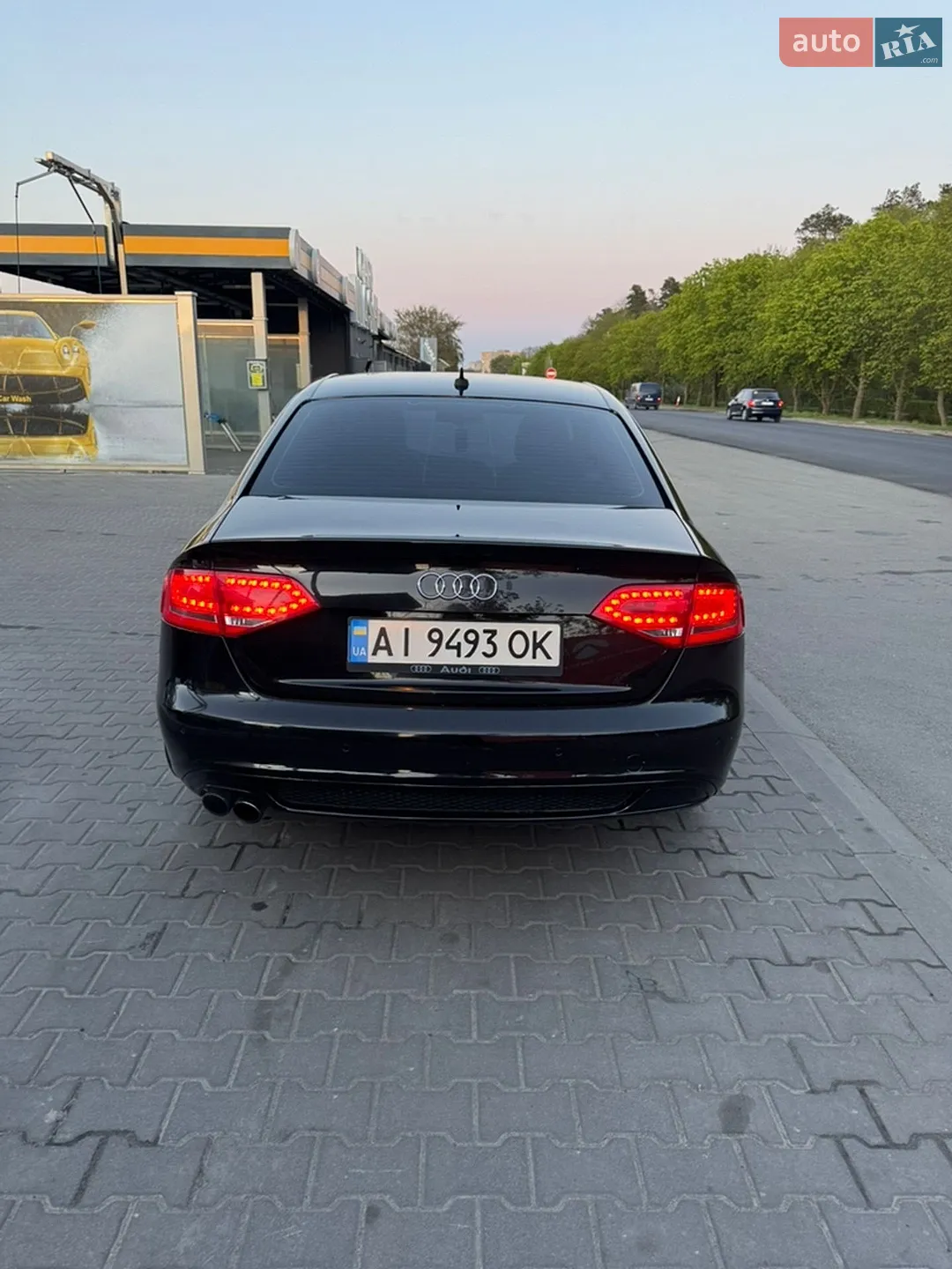 2011 Audi A4 - мініатюра 2