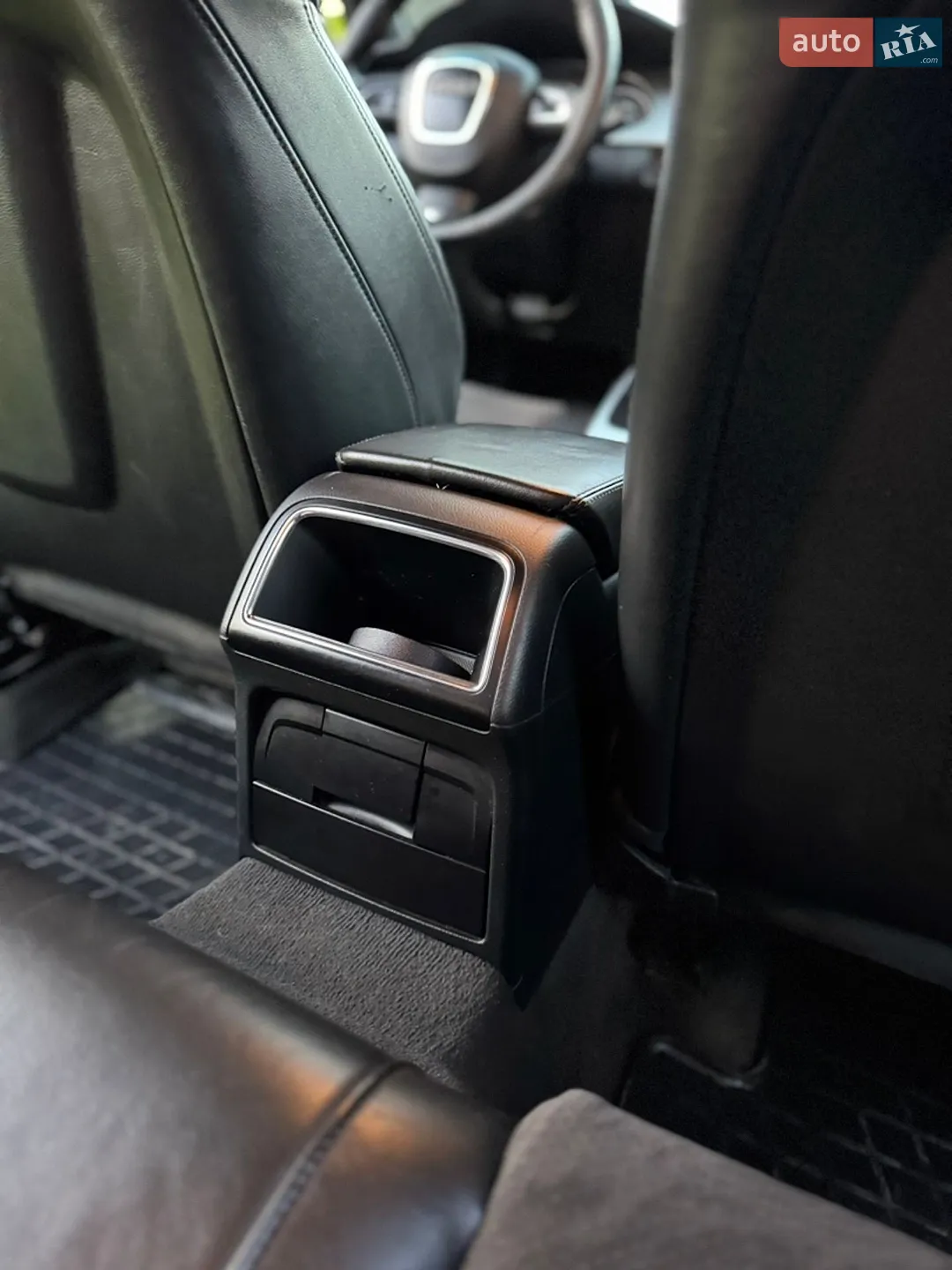 2011 Audi A4 - мініатюра 12