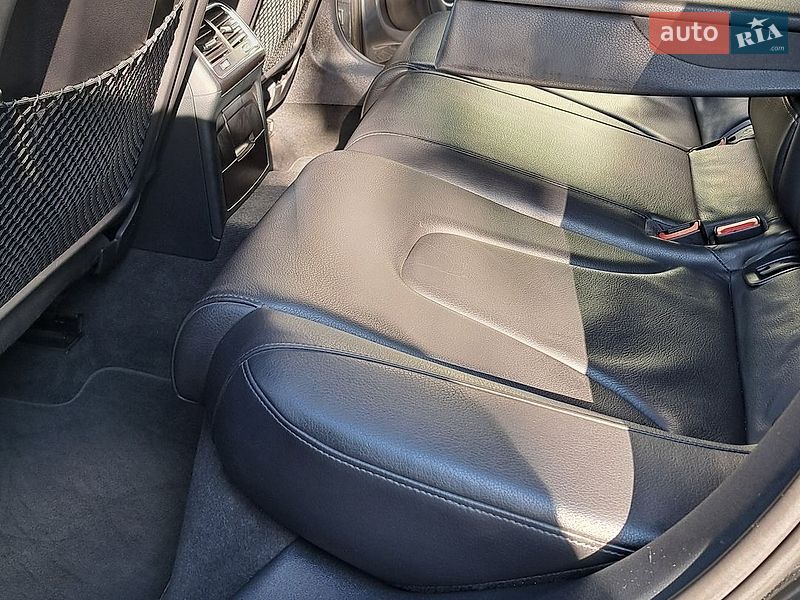 Седан Audi A4 2012 в Новомосковську