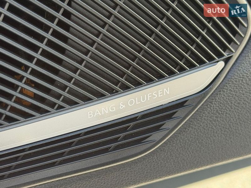 Седан Audi A4 2016 в Кривом Роге