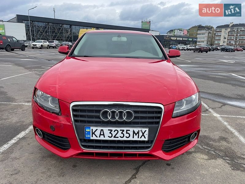 Седан Audi A4 2012 в Киеве