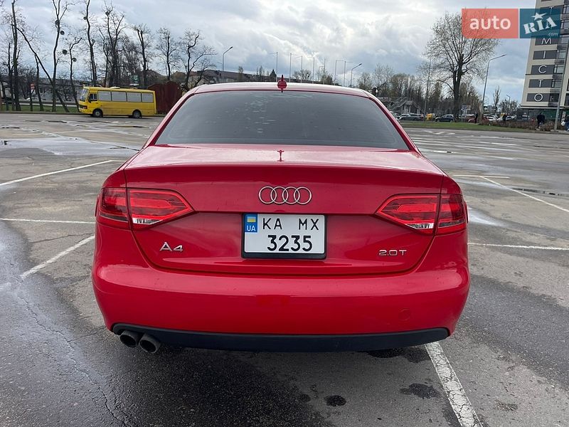 Седан Audi A4 2012 в Киеве