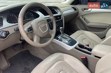 Седан Audi A4 2012 в Киеве