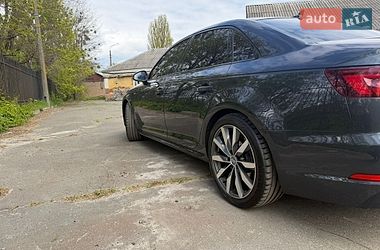 Седан Audi A4 2018 в Києві