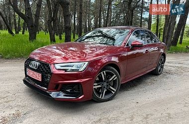 Седан Audi A4 2017 в Каменском