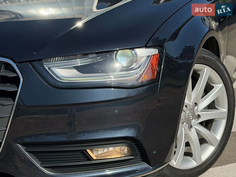 Седан Audi A4 2012 в Одесі