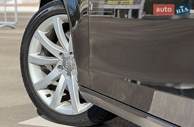Седан Audi A4 2012 в Одесі