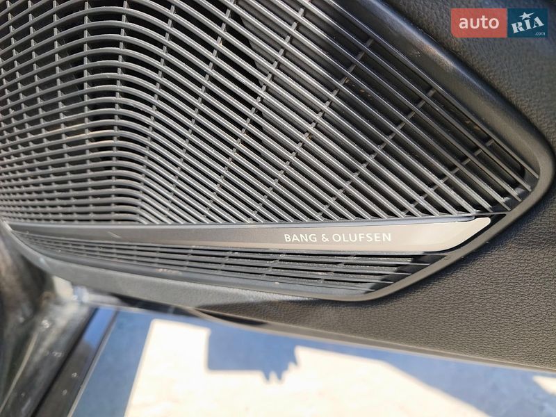 Седан Audi A4 2018 в Кривому Розі