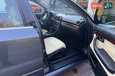 Седан Audi A4 2001 в Киеве