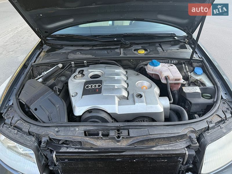 Седан Audi A4 2001 в Киеве