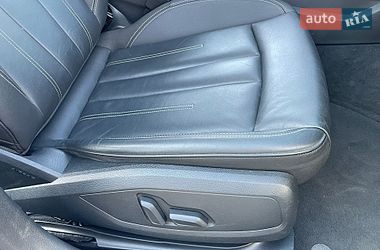 Седан Audi A4 2022 в Житомирі