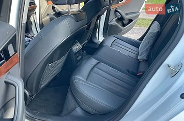 Седан Audi A4 2022 в Житомирі