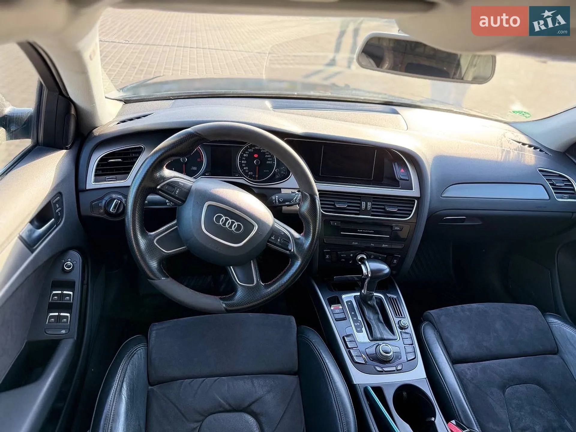2012 Audi A4 - мініатюра 3